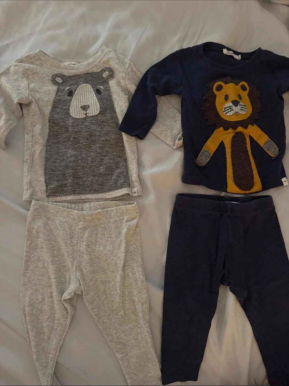 Oh Baby! 2 piece matching set combo 6-12 months. Lion and bear outfit. Worn once